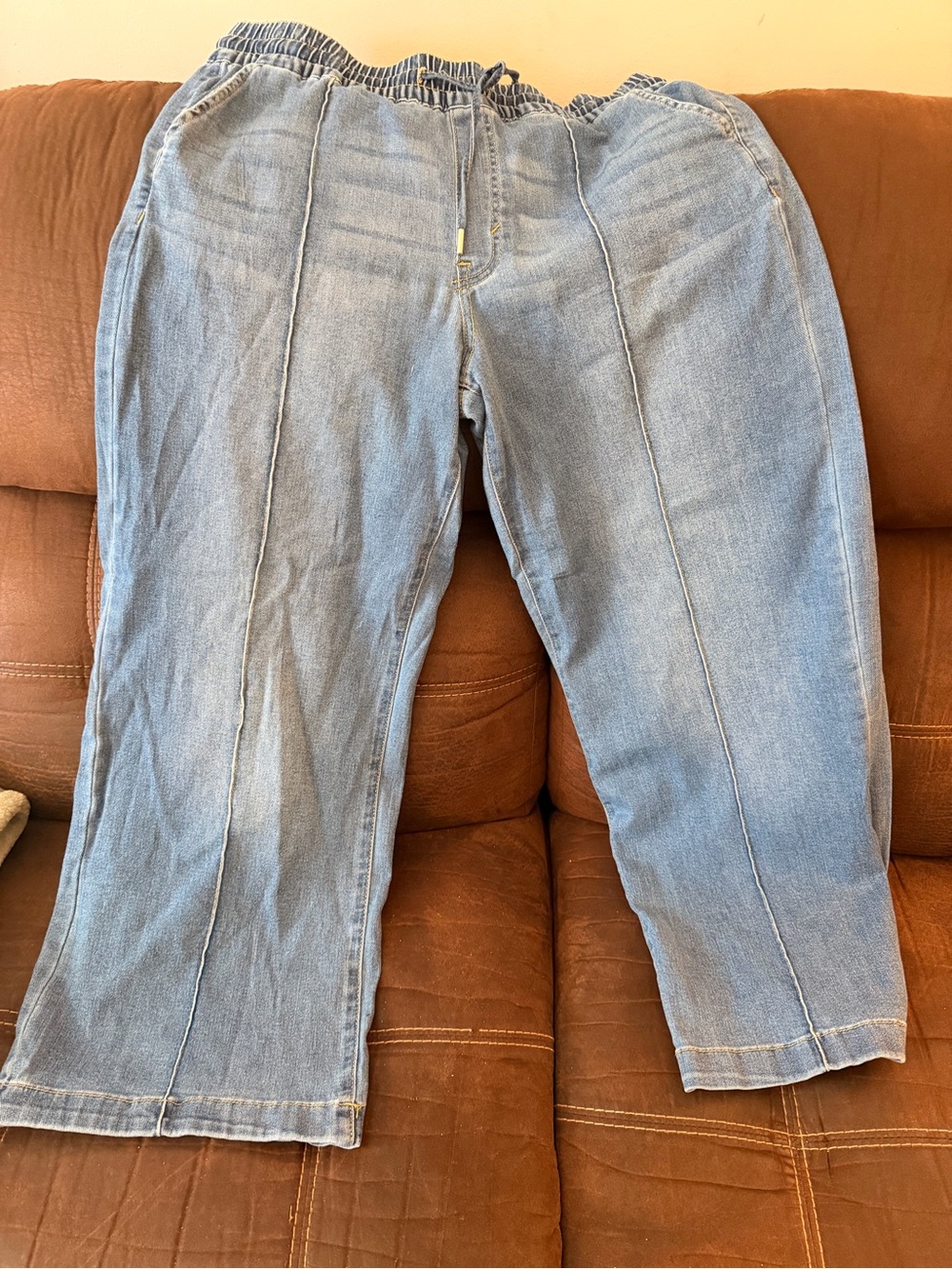 Light Blue Women's Pull-On Jeans